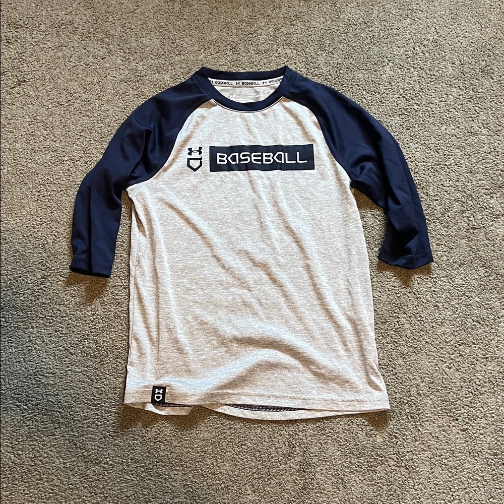 Under Armour youth medium baseball shirt